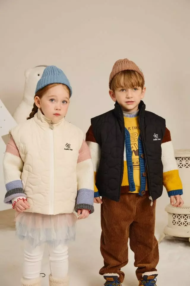 Aeeeday - Korean Children Fashion - #childofig - Flower Padding Vest