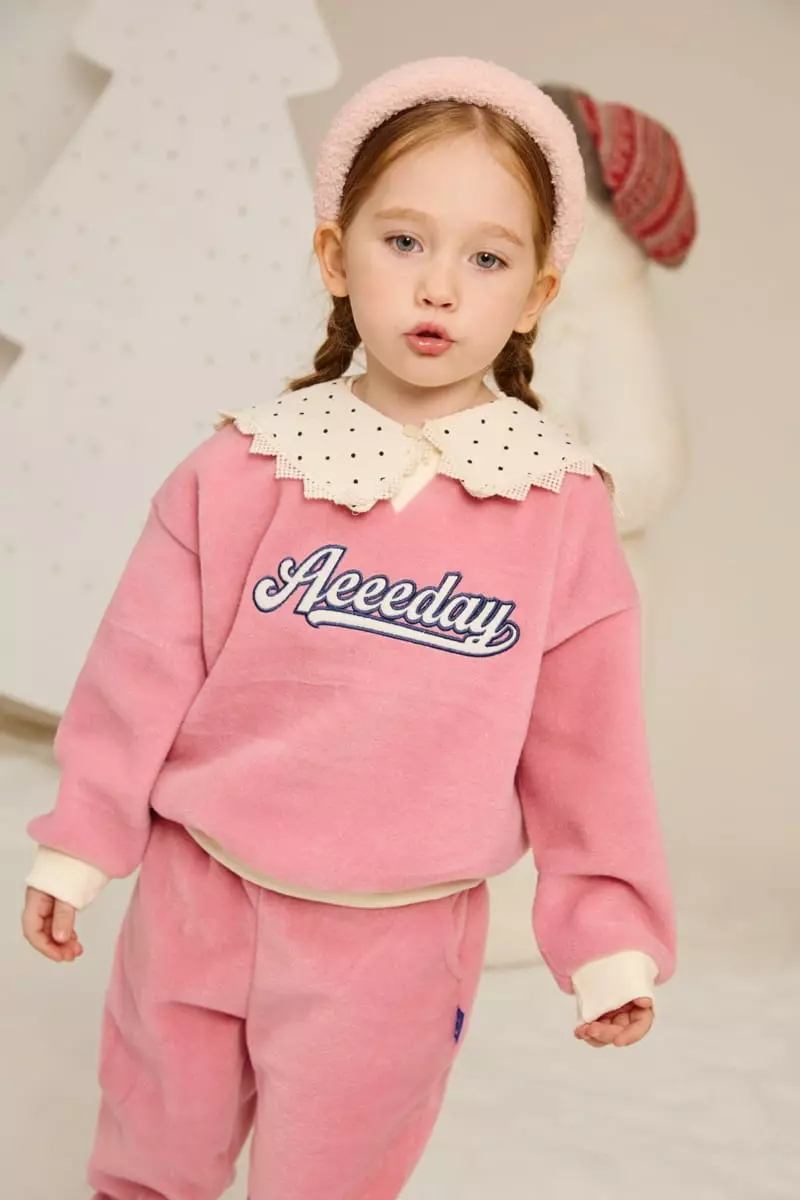 Aeeeday - Korean Children Fashion - #childofig - Block Dot Cape - 8
