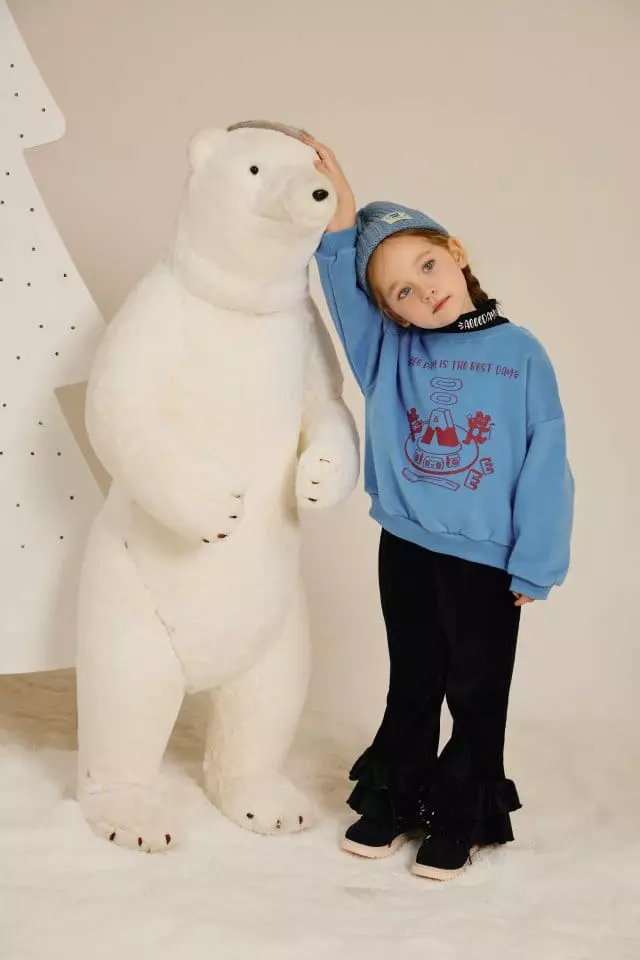 Aeeeday - Korean Children Fashion - #designkidswear - Bear Sweatshirt - 5