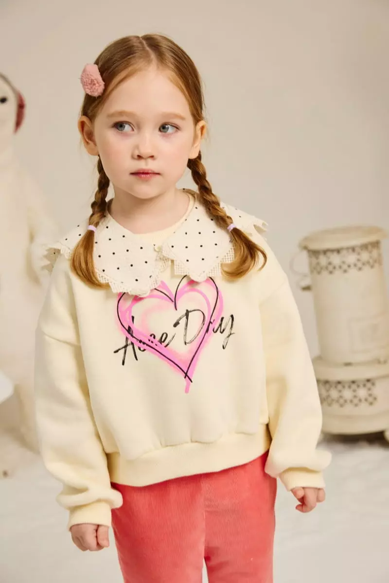 Aeeeday - Korean Children Fashion - #designkidswear - Block Dot Cape - 11
