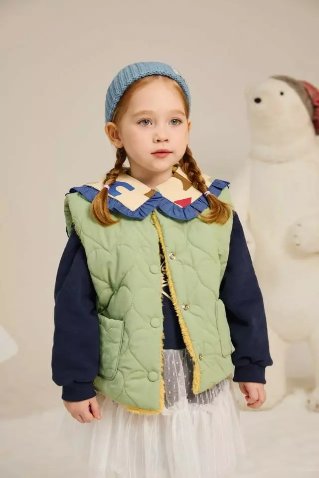 Aeeeday - Korean Children Fashion - #discoveringself - Heart Reversible Padding Vest