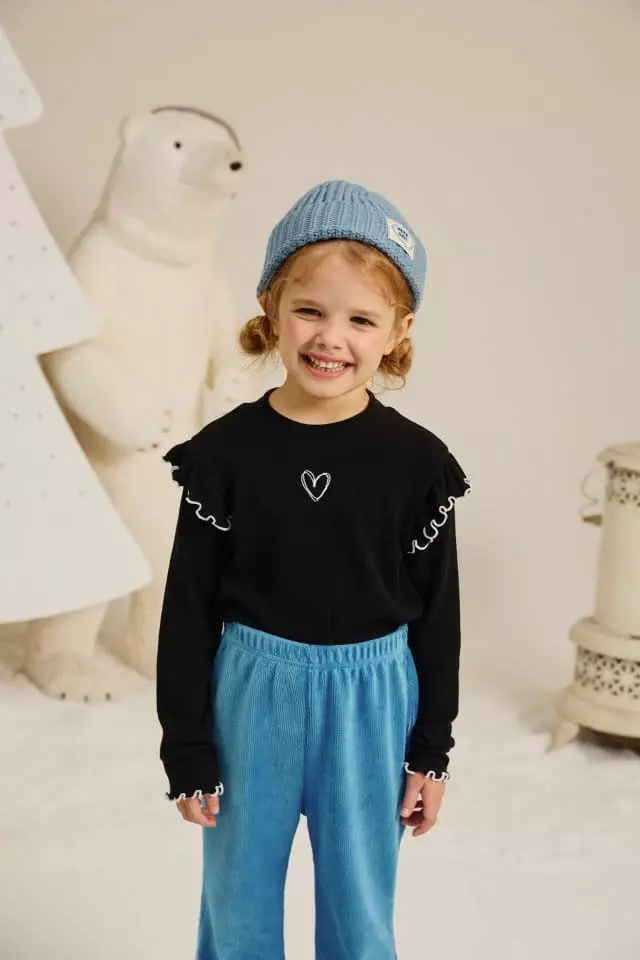 Aeeeday - Korean Children Fashion - #fashionkids - Fril Heart Half Turtleneck Tee