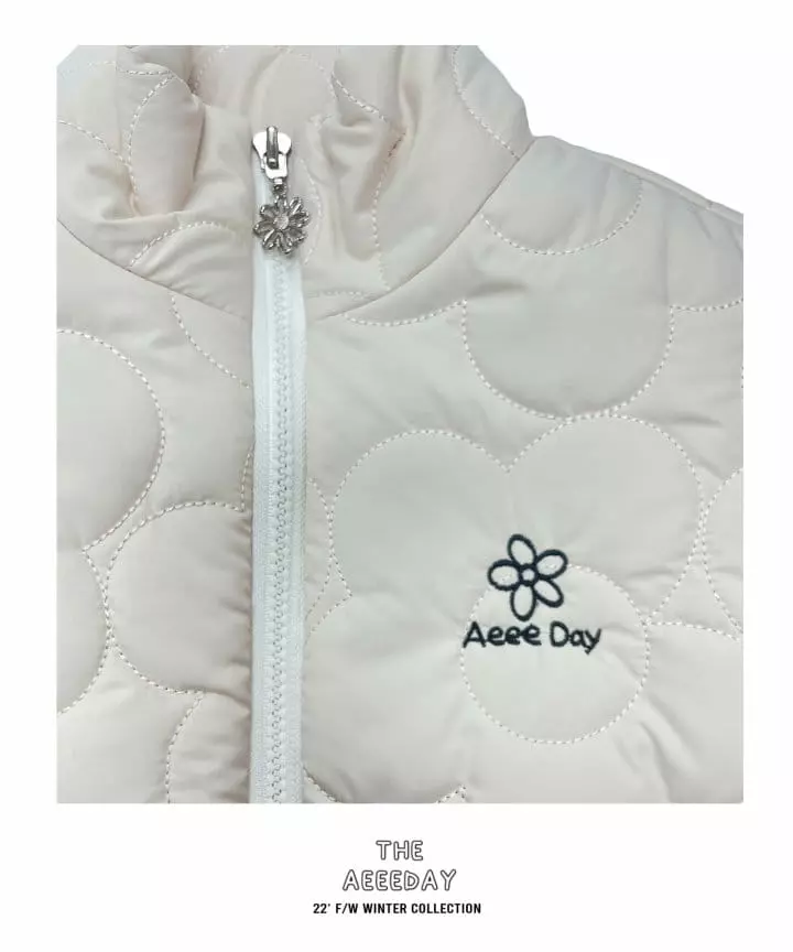Aeeeday - Korean Children Fashion - #kidzfashiontrend - Flower Padding Vest - 8