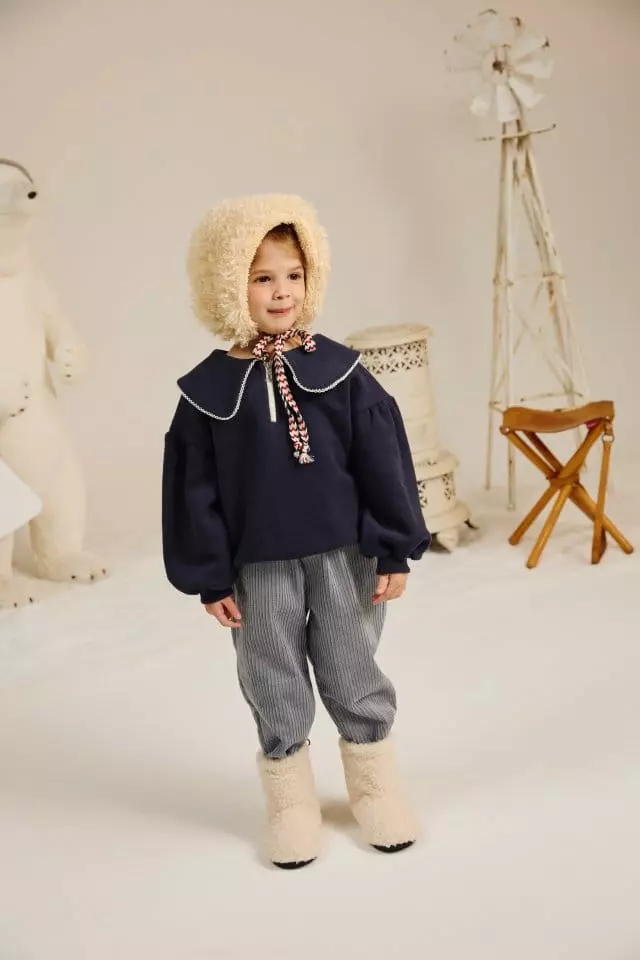 Aeeeday - Korean Children Fashion - #prettylittlegirls - Big Collar Sweatshirt - 4