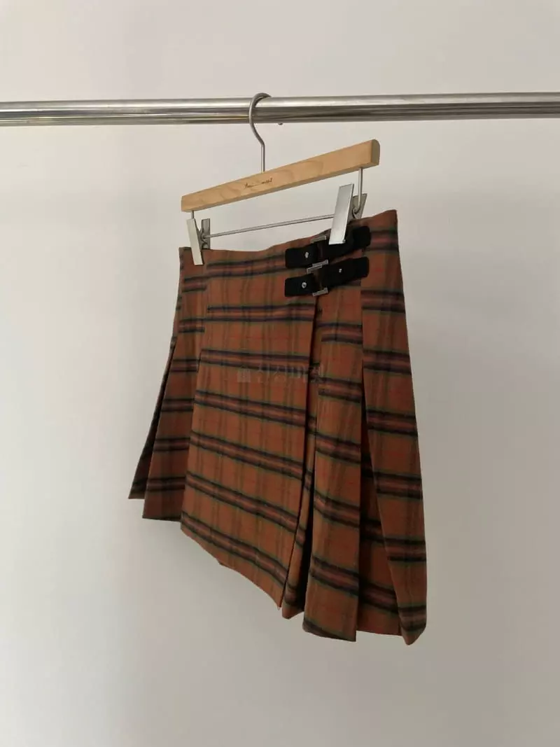 Amiment - Korean Women Fashion - #momslook - Belcro Skirt - 2
