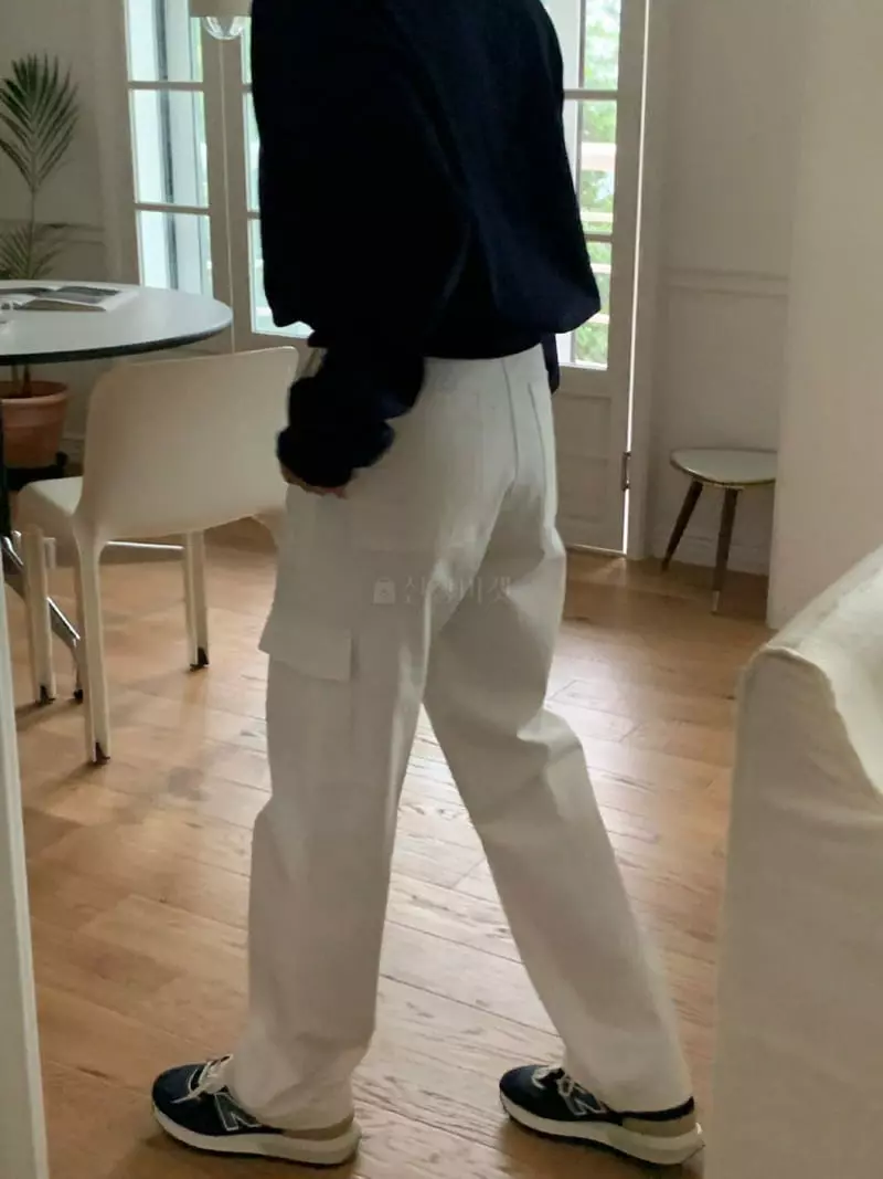 Amiment - Korean Women Fashion - #romanticstyle - Maple Cargo Pants - 2