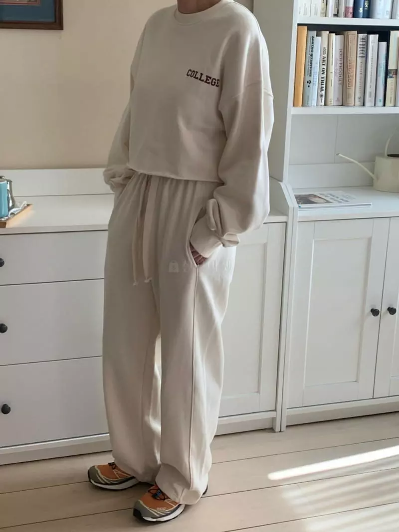 Amiment - Korean Women Fashion - #romanticstyle - Collige Pants