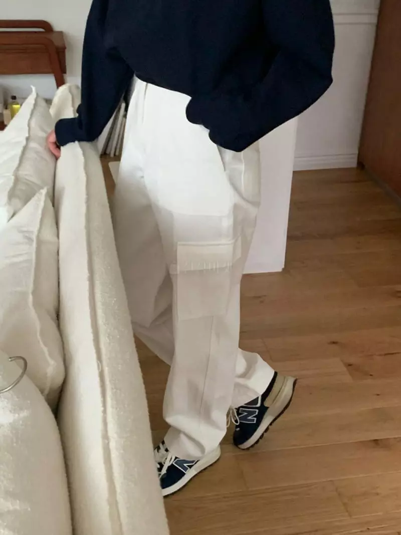 Amiment - Korean Women Fashion - #thelittlethings - Maple Cargo Pants - 5