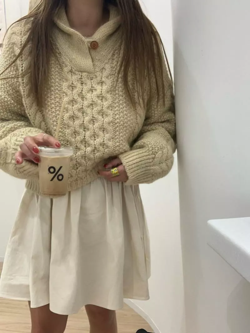 Amiment - Korean Women Fashion - #vintagekidsstyle - Berdi Shawl Knit Tee - 7