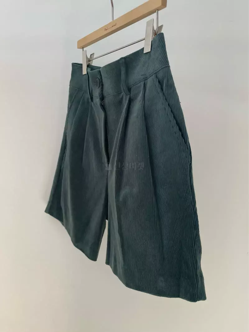 Amiment - Korean Women Fashion - #womensfashion - Coduroy Shorts - 12