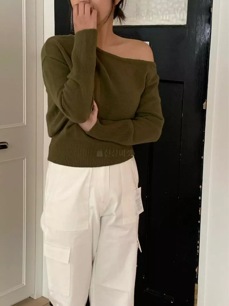 Amiment - Korean Women Fashion - #womensfashion - One Off Shoulder Knit Tee - 7