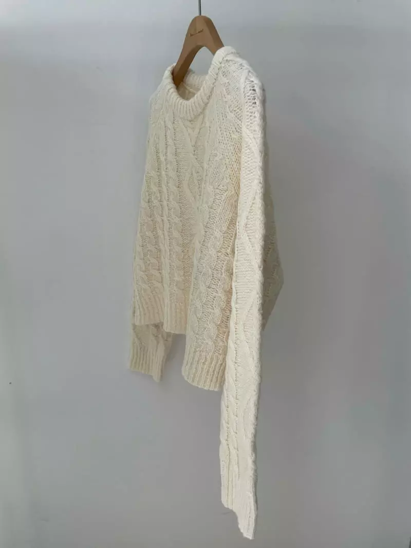 Amiment - Korean Women Fashion - #womensfashion - Alpaca Twist Knit Tee - 2