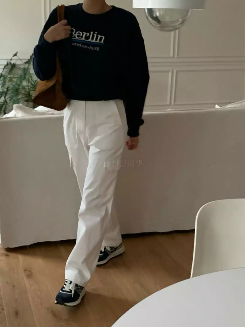 Amiment - Korean Women Fashion - #womensfashion - Berlin Sweatshirt - 2