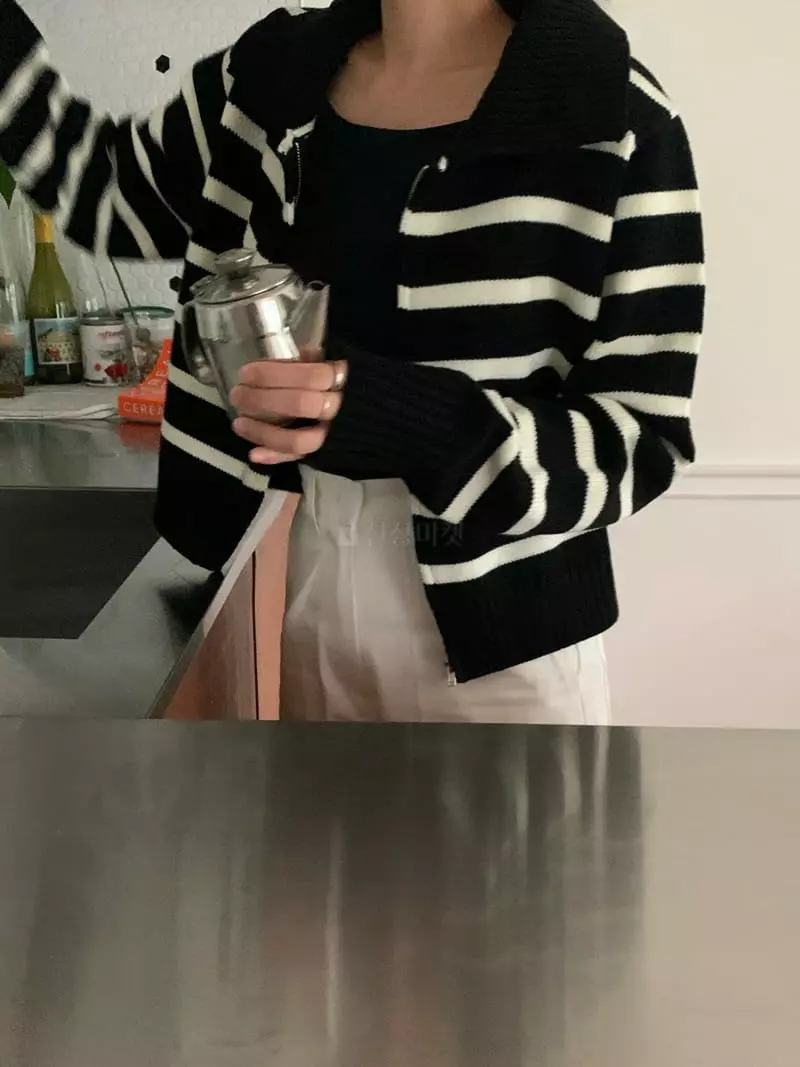 Amiment - Korean Women Fashion - #womensfashion - Grand Ma Stripes Zip-up