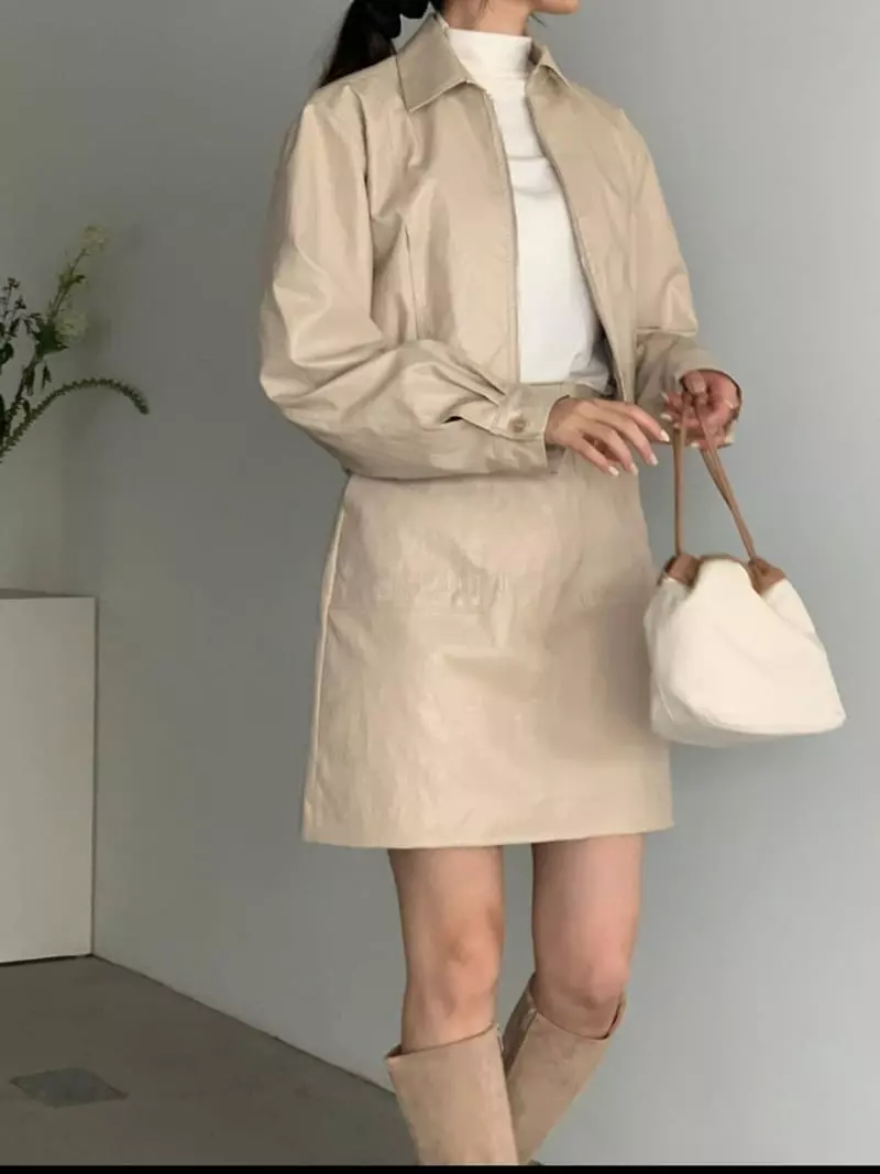 Baribari - Korean Women Fashion - #romanticstyle - Leather Short Jumper - 11