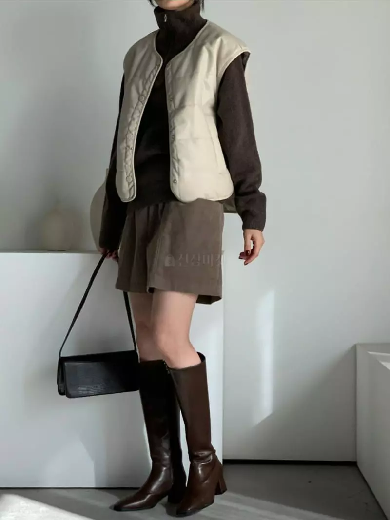 Baribari - Korean Women Fashion - #womensfashion - Rib Shorts - 3