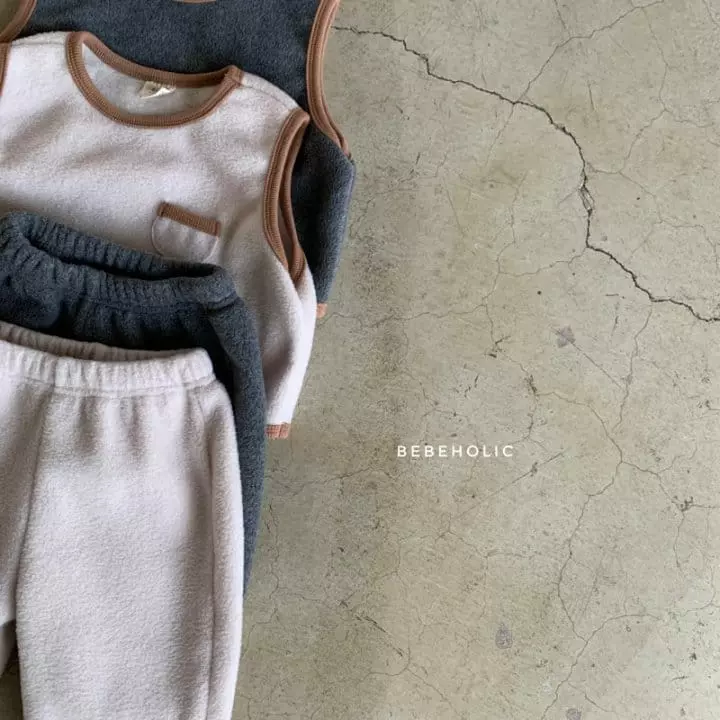 Bebe Holic - Korean Baby Fashion - #babyootd - Pocket Vest Top Bottom Set - 9