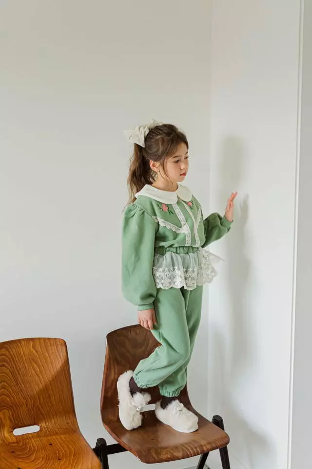 Berry Berry - Korean Children Fashion - #littlefashionista - Dong Beak Flower Sweatshirt