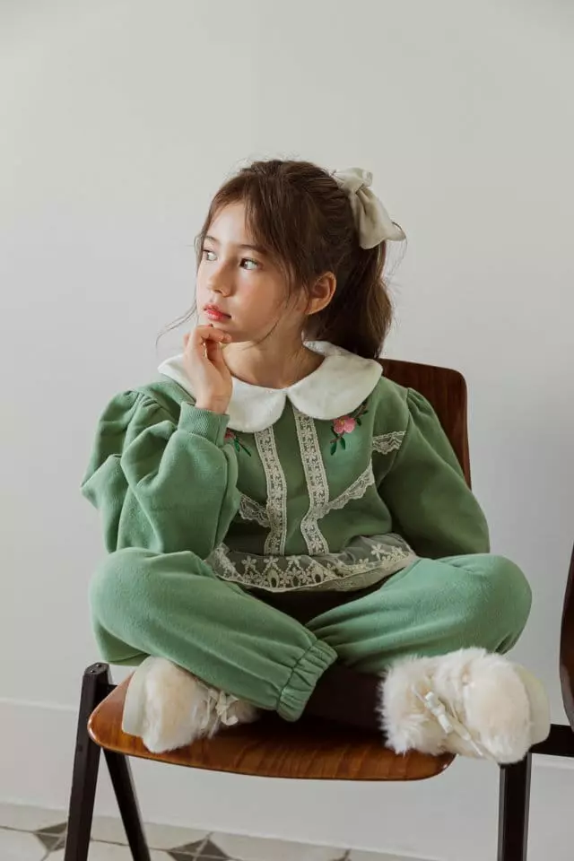 Berry Berry - Korean Children Fashion - #stylishchildhood - Dong Beak Flower Sweatshirt - 7