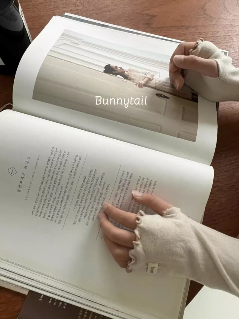 Bunnytail - Korean Children Fashion - #kidsshorts - Roe Finger Whole Tee - 7