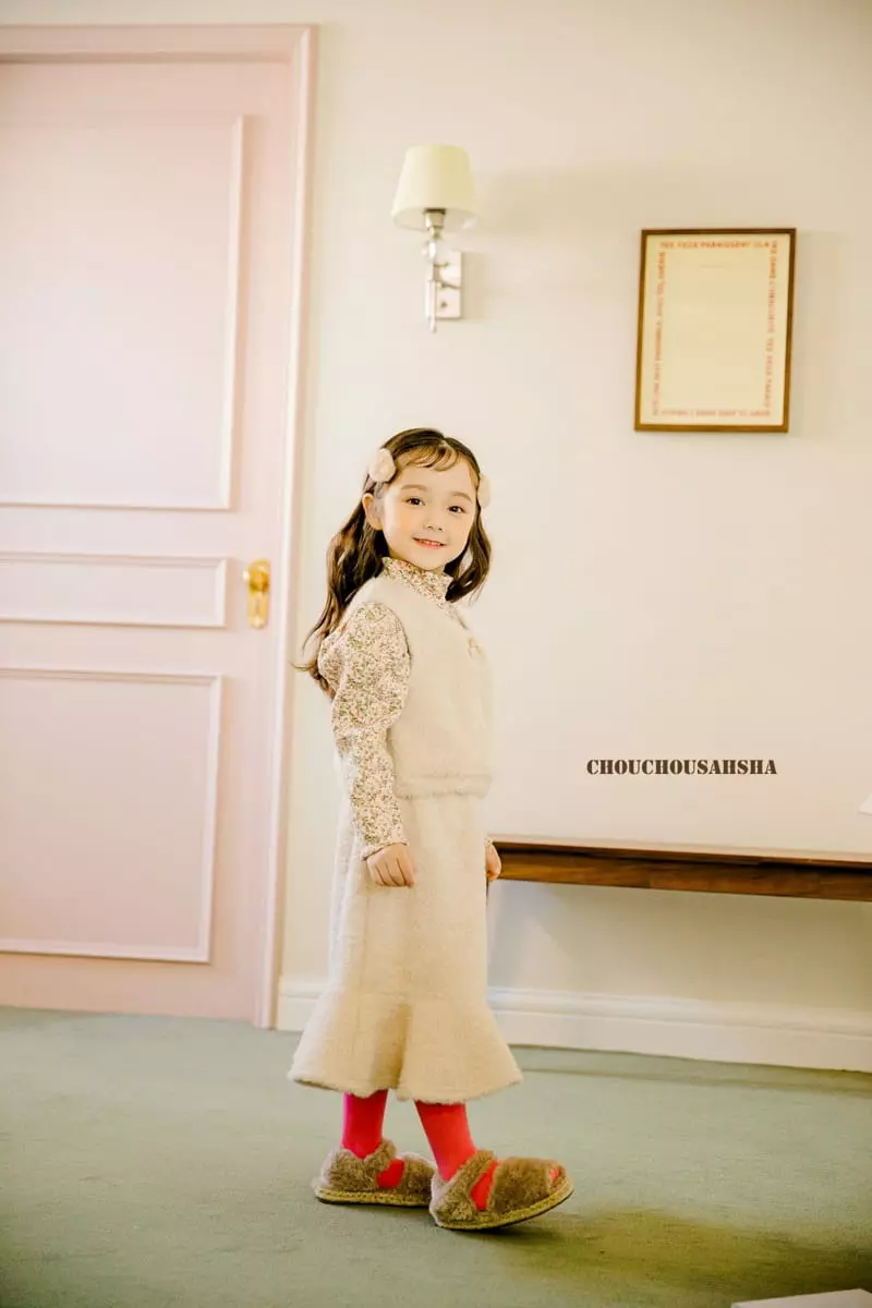 Chouchou Shasha - Korean Children Fashion - #kidsstore - Rose Turtleneck Tee - 8