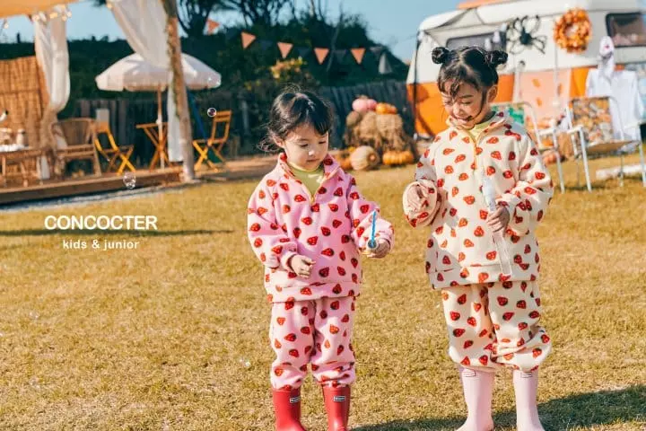 Concocter - Korean Children Fashion - #Kfashion4kids - Strawberry Top Bottom Set - 10