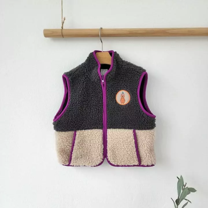 Dalla - Korean Children Fashion - #Kfashion4kids - Bear Fleece Vest - 5