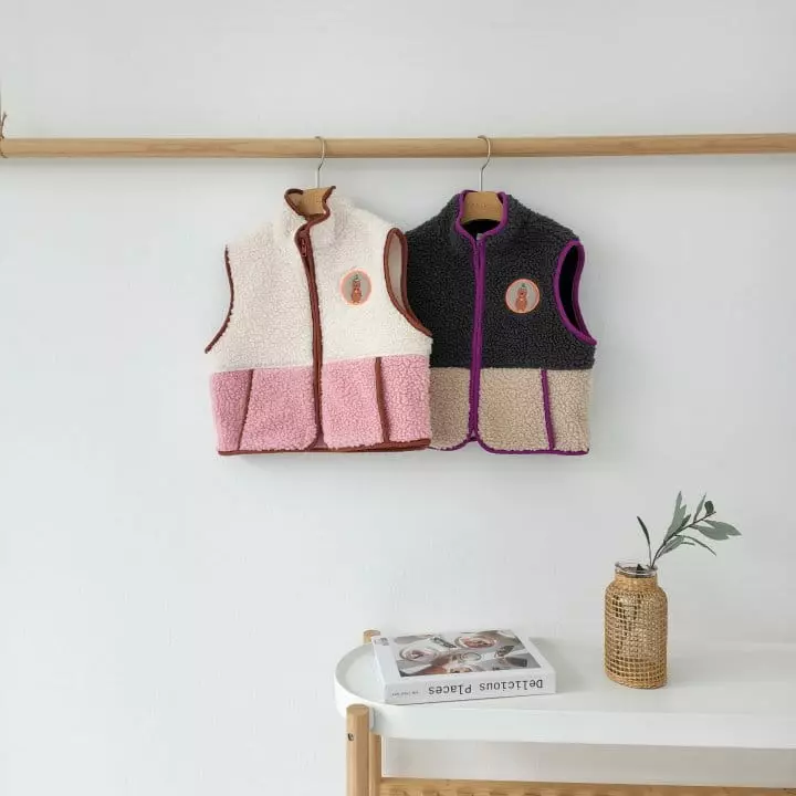 Dalla - Korean Children Fashion - #kidsshorts - Bear Fleece Vest - 2