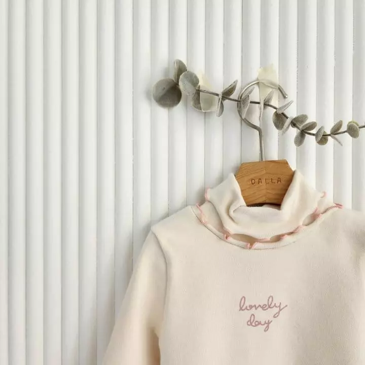 Dalla - Korean Children Fashion - #todddlerfashion - Lovely Turtleneck Tee - 8
