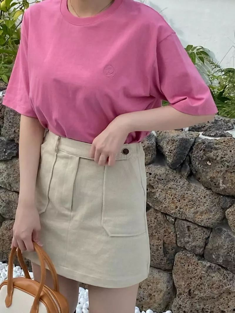 Dawning - Korean Women Fashion - #momslook - Embroidery Loose Tee - 8