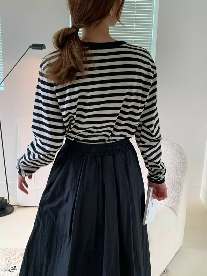 Dawning - Korean Women Fashion - #momslook - Stripes Color Tee