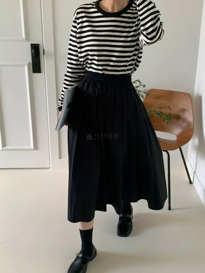 Dawning - Korean Women Fashion - #momslook - Stripes Color Tee - 12