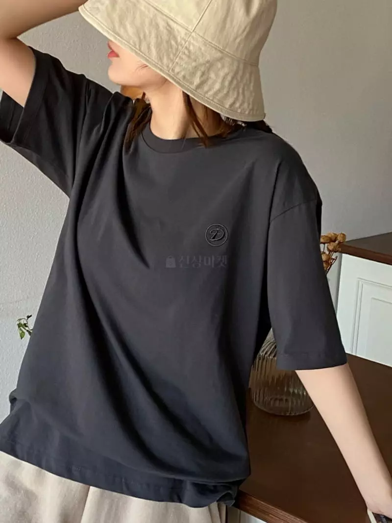 Dawning - Korean Women Fashion - #womensfashion - Embroidery Loose Tee - 3