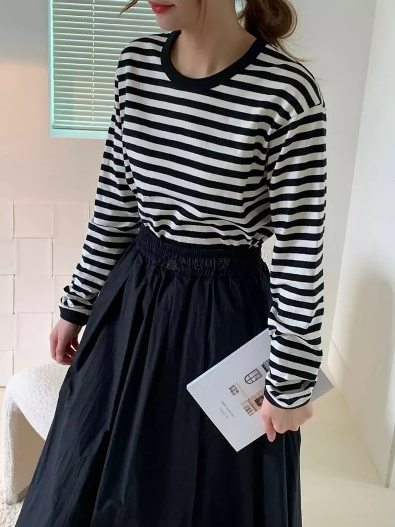 Dawning - Korean Women Fashion - #womensfashion - Stripes Color Tee - 2