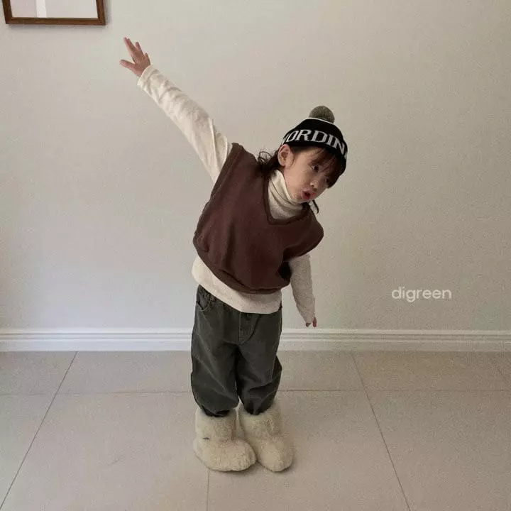 Digreen - Korean Children Fashion - #magicofchildhood - Crop Knit Vest - 7