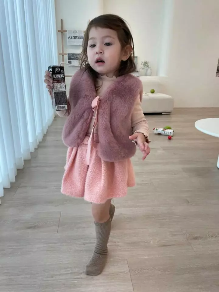 Flower J - Korean Children Fashion - #childofig - Fluffy Vest - 5