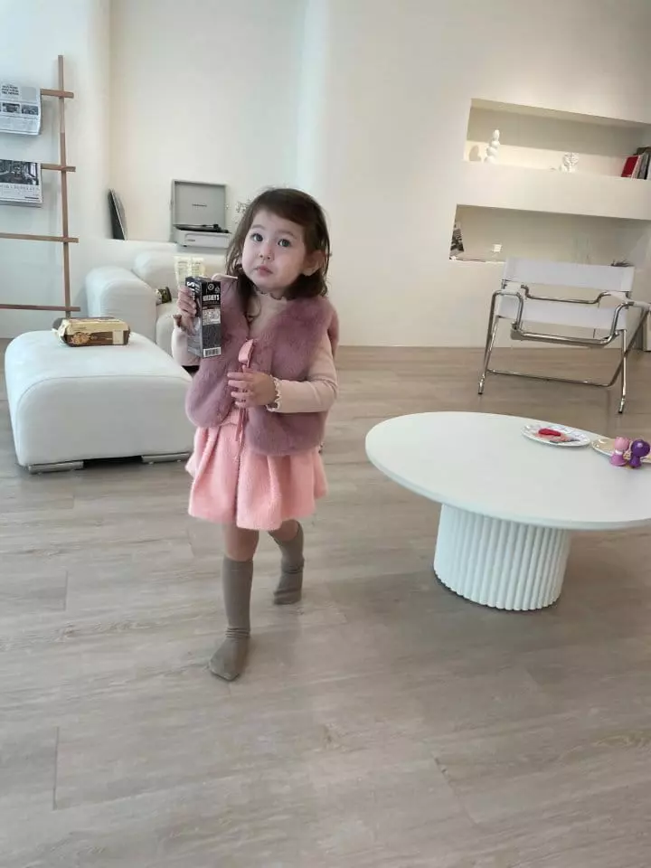 Flower J - Korean Children Fashion - #toddlerclothing - Fluffy Vest - 4
