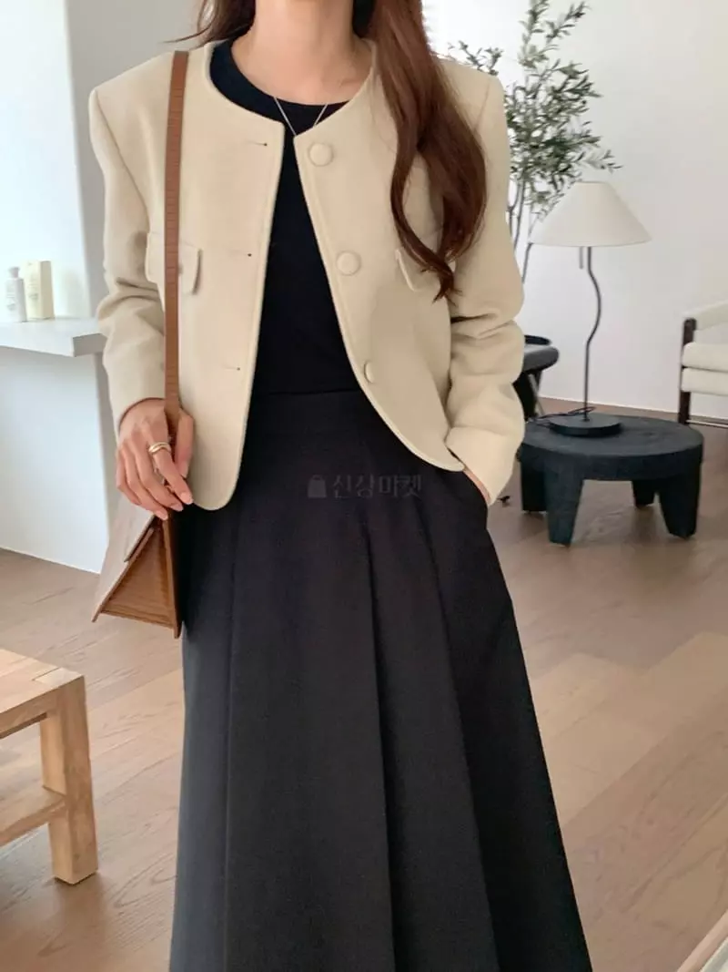 Flutter - Korean Women Fashion - #momslook - Round Jacket - 11