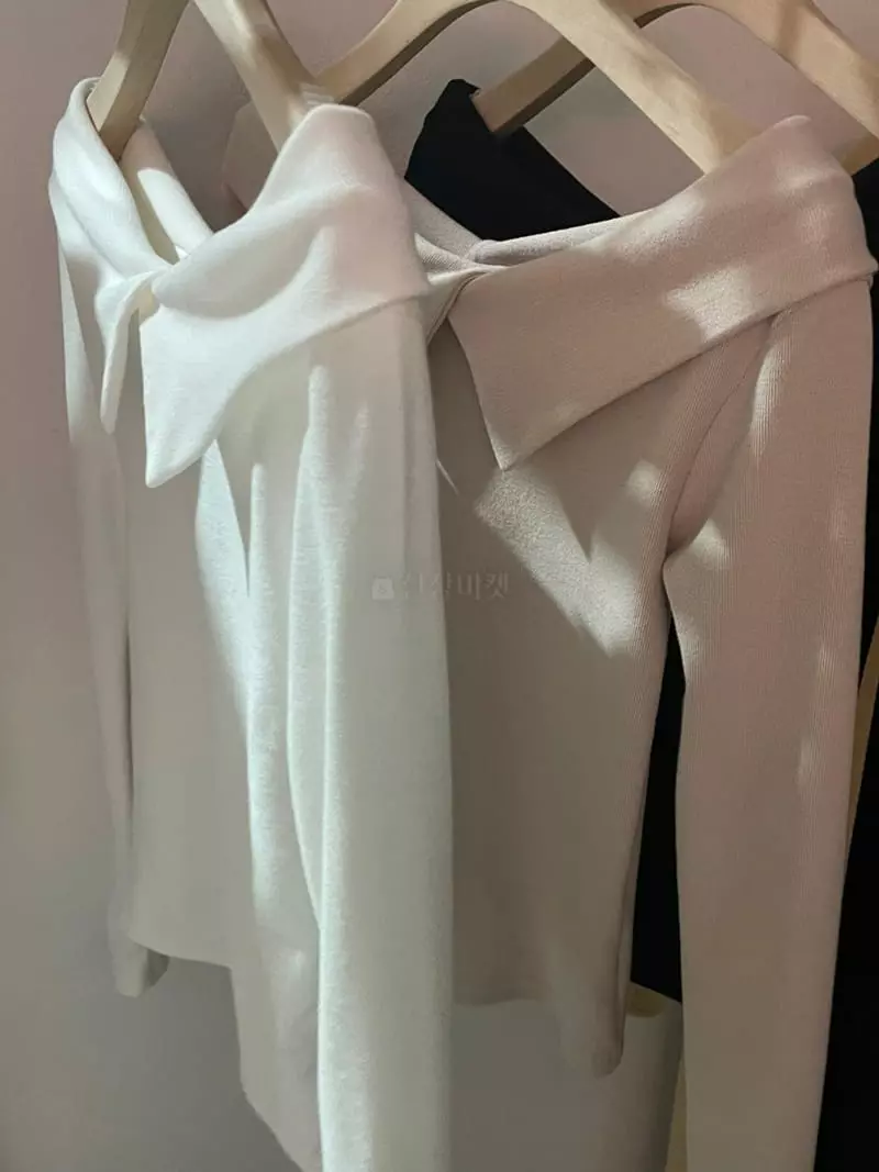 Flutter - Korean Women Fashion - #womensfashion - Off Collar Tee - 2