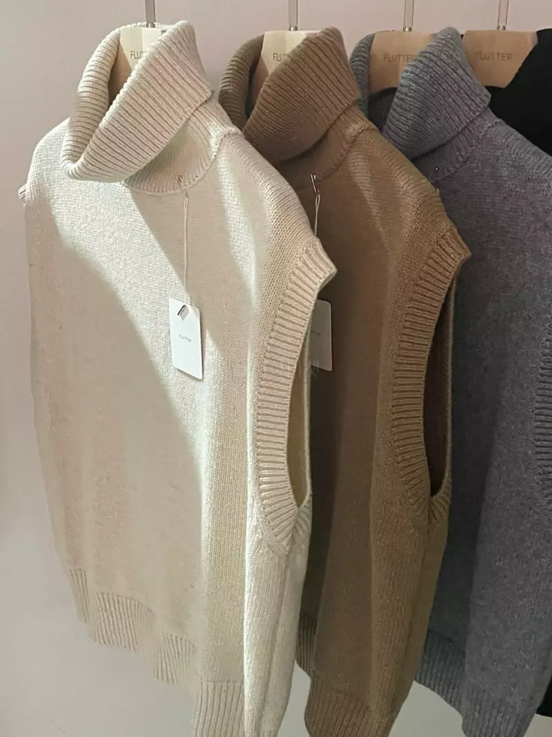 Flutter - Korean Women Fashion - #womensfashion - Turtleneck Vest