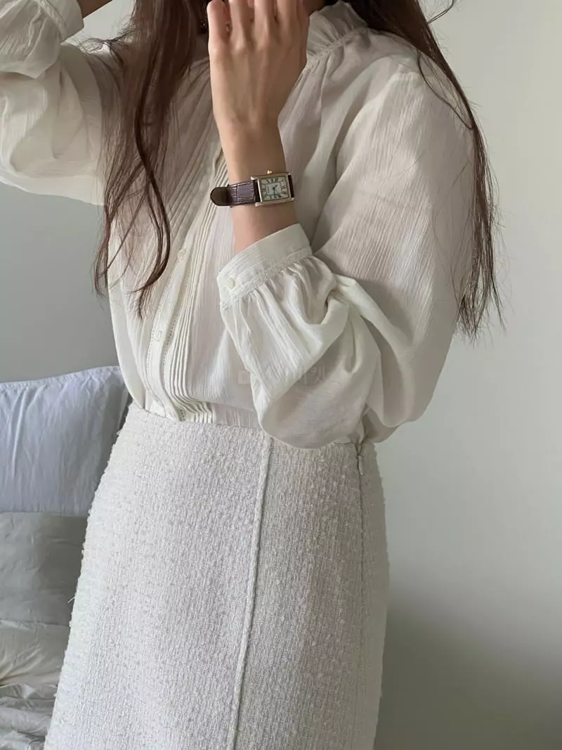 Fre - Korean Women Fashion - #restrostyle - Lace Pintuck Blouse - 3