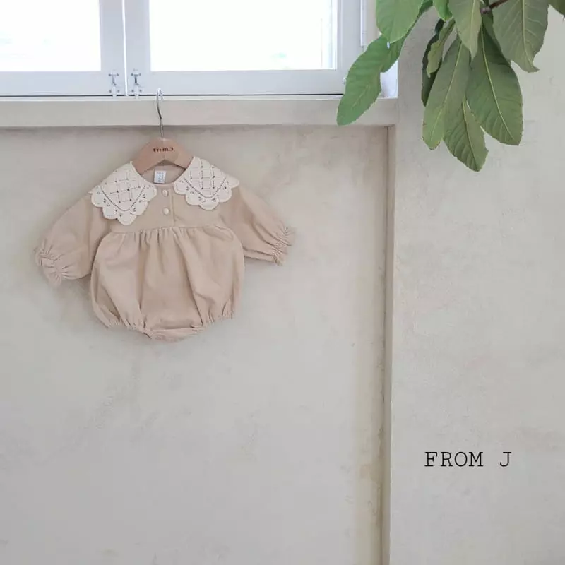 From J - Korean Baby Fashion - #babyboutiqueclothing - Quilting Collar Bodysuit - 2