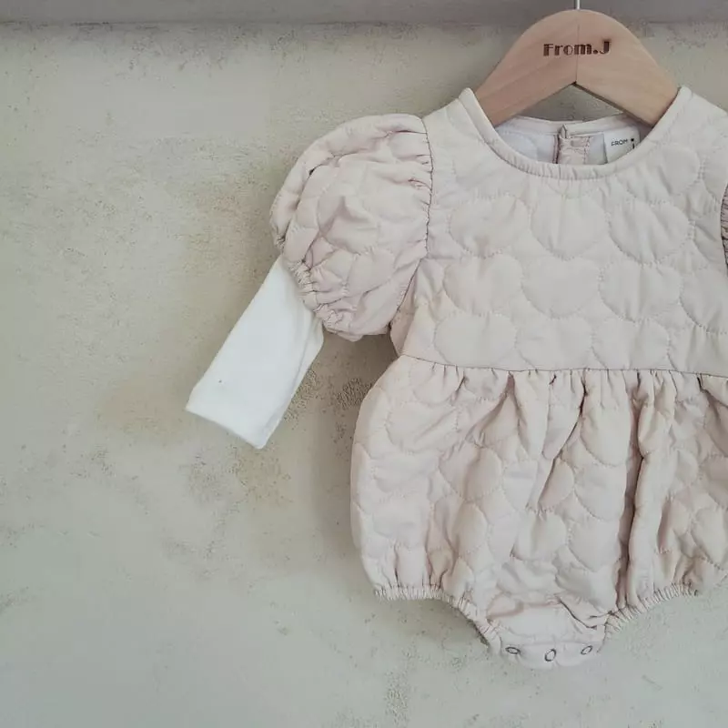 From J - Korean Baby Fashion - #babyboutiqueclothing - Heart Quilting Bodysuit - 4