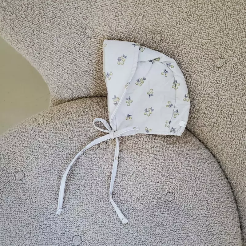 From J - Korean Baby Fashion - #babyfashion - Olive Bonnet
