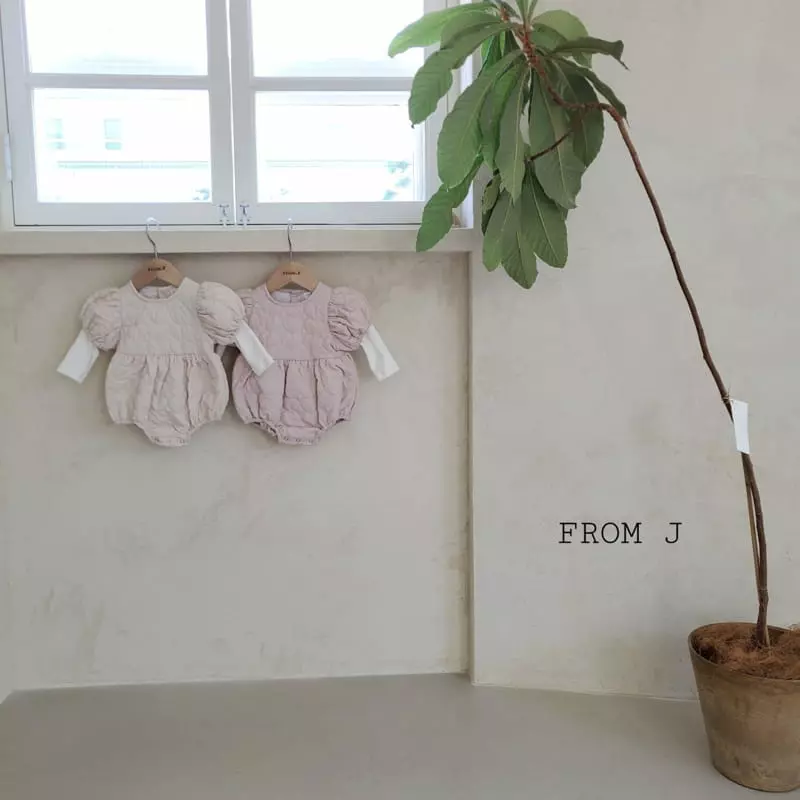 From J - Korean Baby Fashion - #babygirlfashion - Heart Quilting Bodysuit - 7
