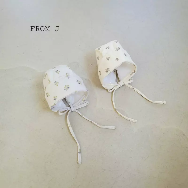 From J - Korean Baby Fashion - #babygirlfashion - Olive Bonnet - 3