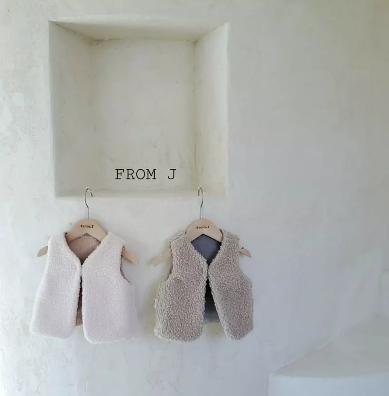 From J - Korean Baby Fashion - #babylifestyle - Rib Fleece Vest - 10