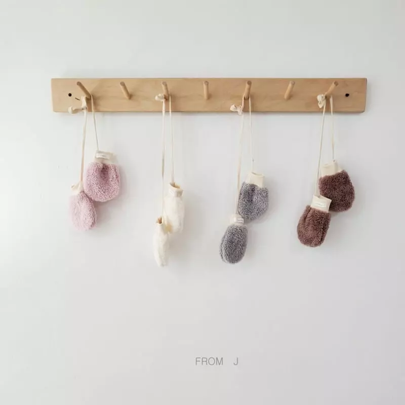 From J - Korean Baby Fashion - #babyoutfit - Mittens