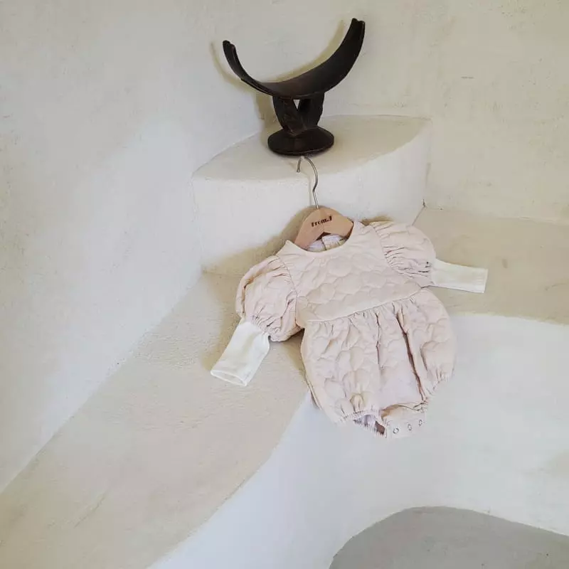 From J - Korean Baby Fashion - #babyoutfit - Heart Quilting Bodysuit - 11