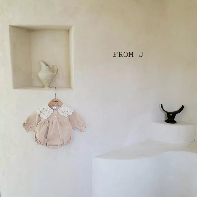 From J - Korean Baby Fashion - #babyoutfit - Quilting Collar Bodysuit - 10